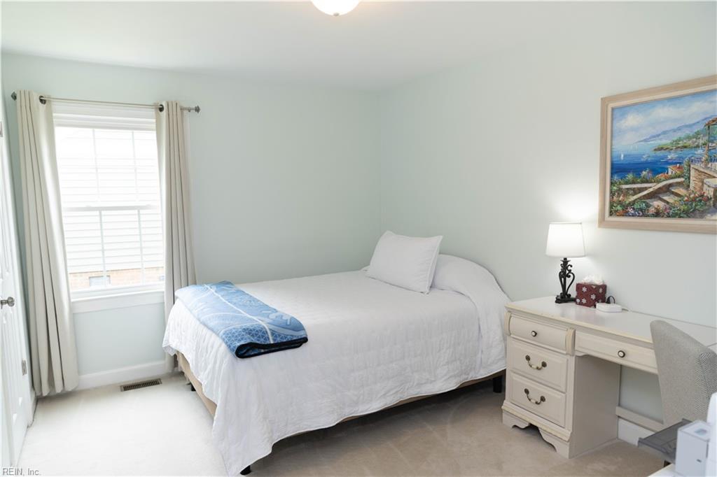 419 Granada Dr Property Photo 21