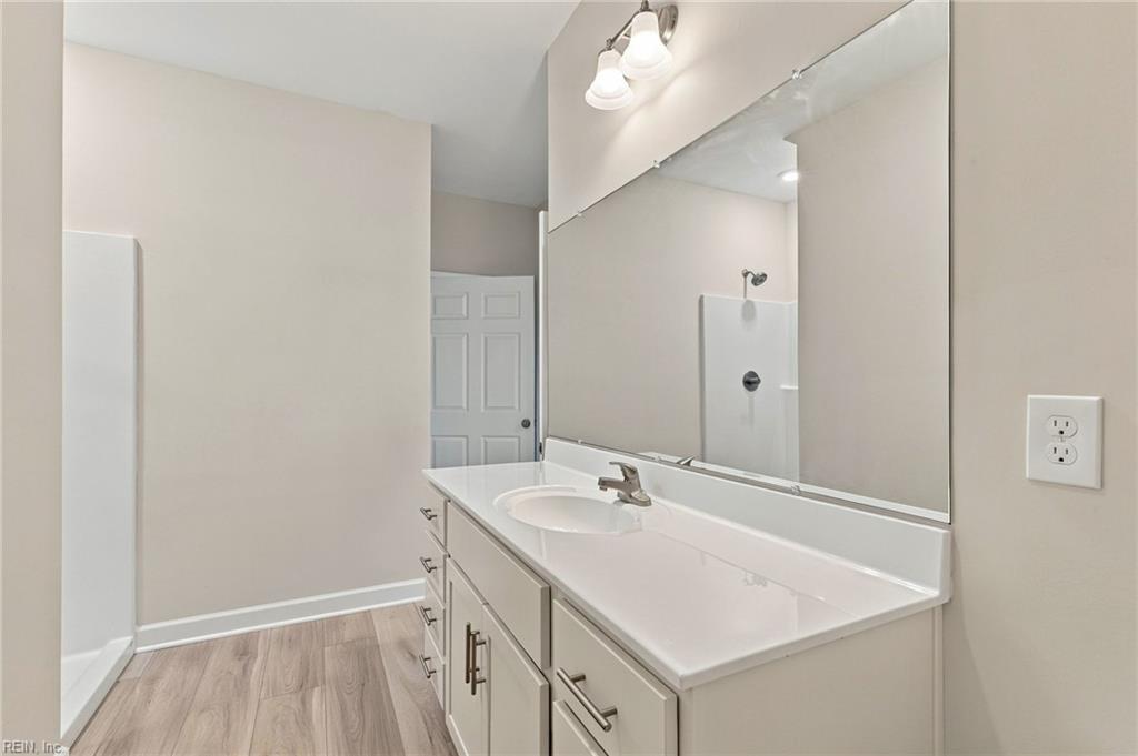 201 Patriots Village Ct Property Photo 14