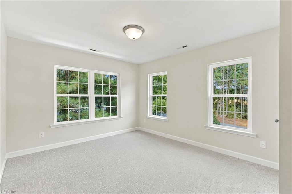 201 Patriots Village Ct Property Photo 16