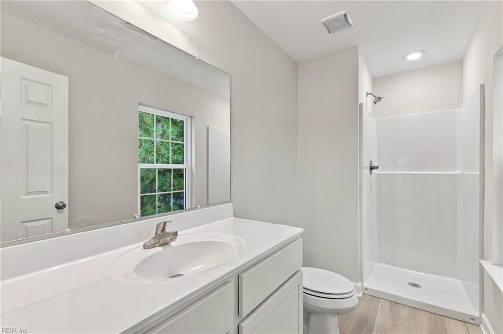 201 Patriots Village Ct Property Photo 18