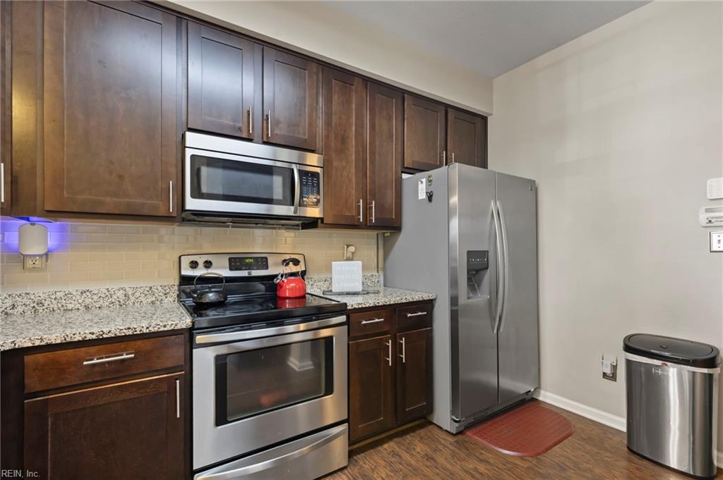309 Waterside Dr Property Photo 10