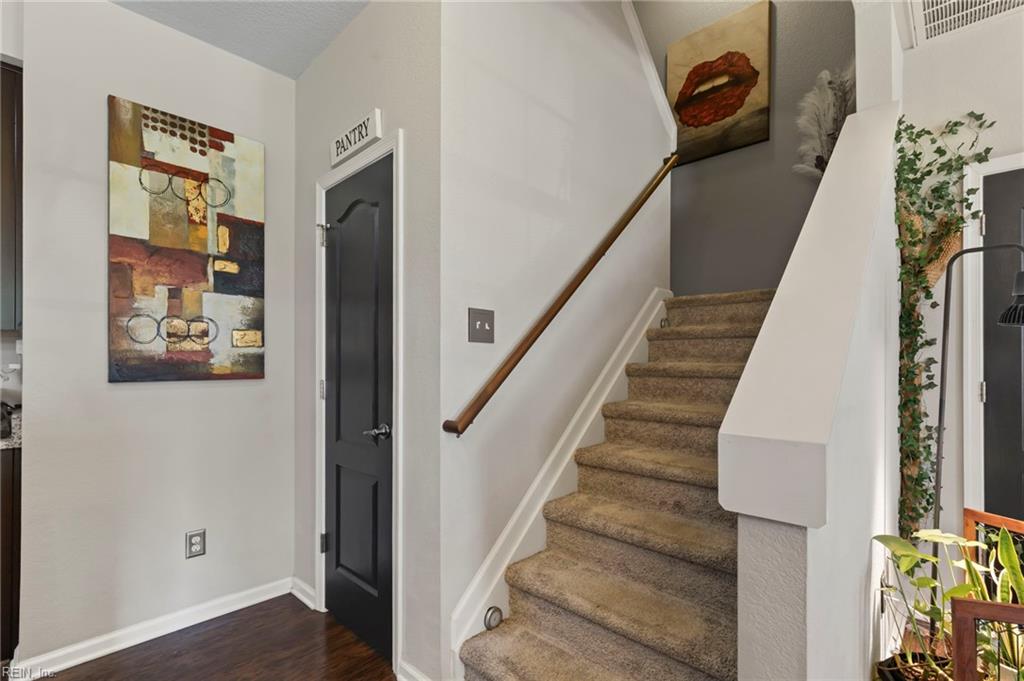 309 Waterside Dr Property Photo 17