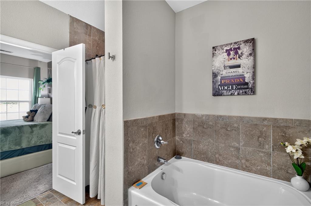 309 Waterside Dr Property Photo 23