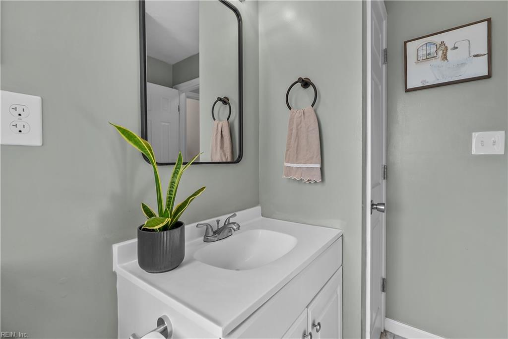 3838 Wake Cir Property Photo 33