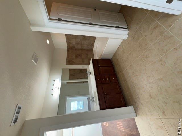 403b 16th St Property Photo 15
