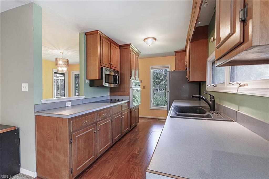 223 Yorktown Rd Property Photo 12