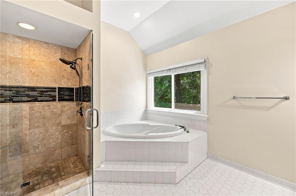 1529 Lauren Ashleigh Dr Property Photo 30