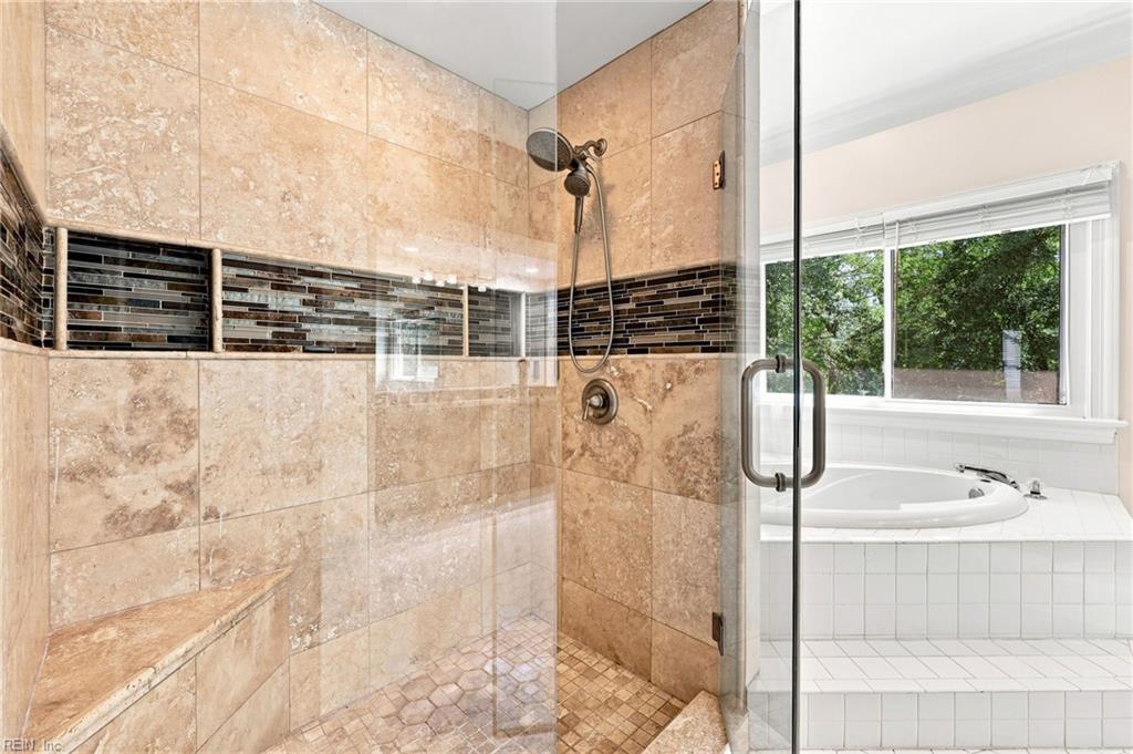 1529 Lauren Ashleigh Dr Property Photo 31