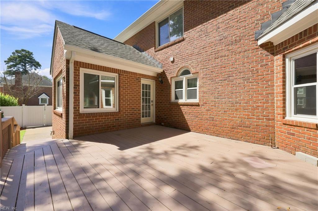1529 Lauren Ashleigh Dr Property Photo 42