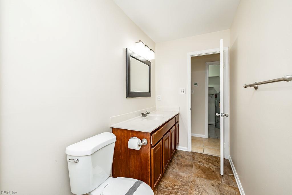4607 Glencoe Ln Property Photo 20