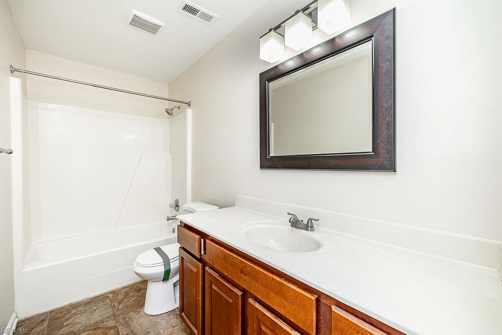 4607 Glencoe Ln Property Photo 21