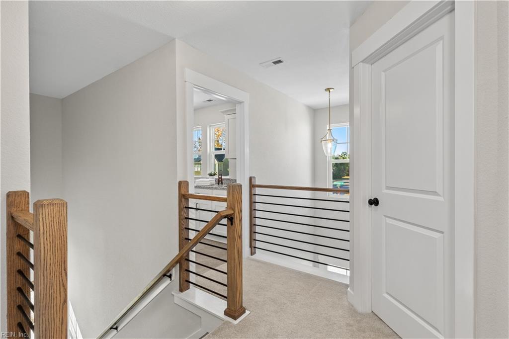 10 Mulligan Ln Property Photo 43