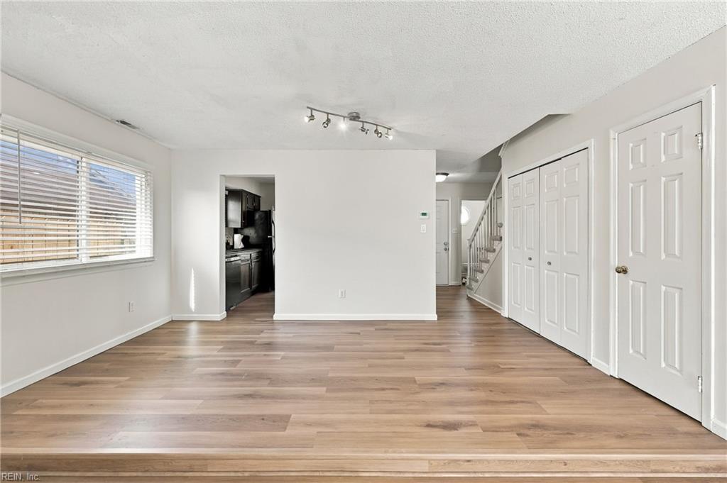 1433 Brookwood Pl Property Photo 18