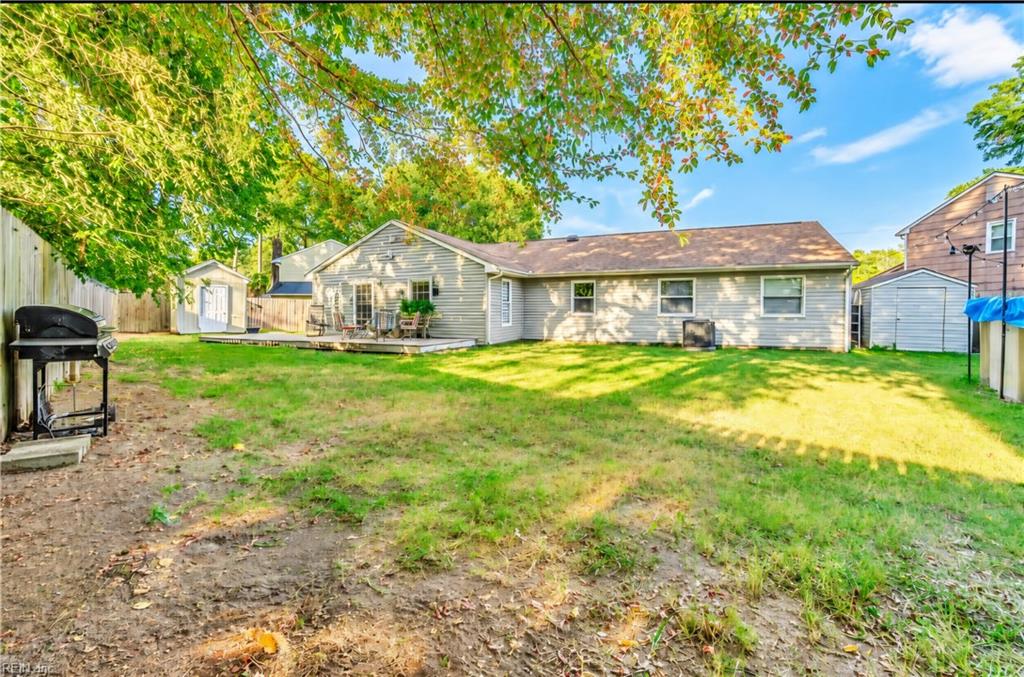 1805 Saranac Ct Property Photo 7