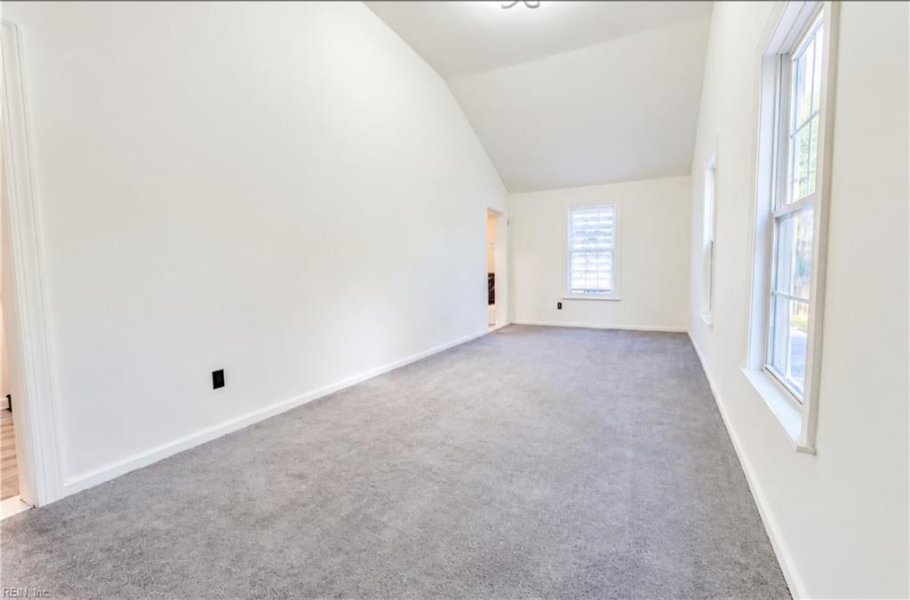 1805 Saranac Ct Property Photo 28