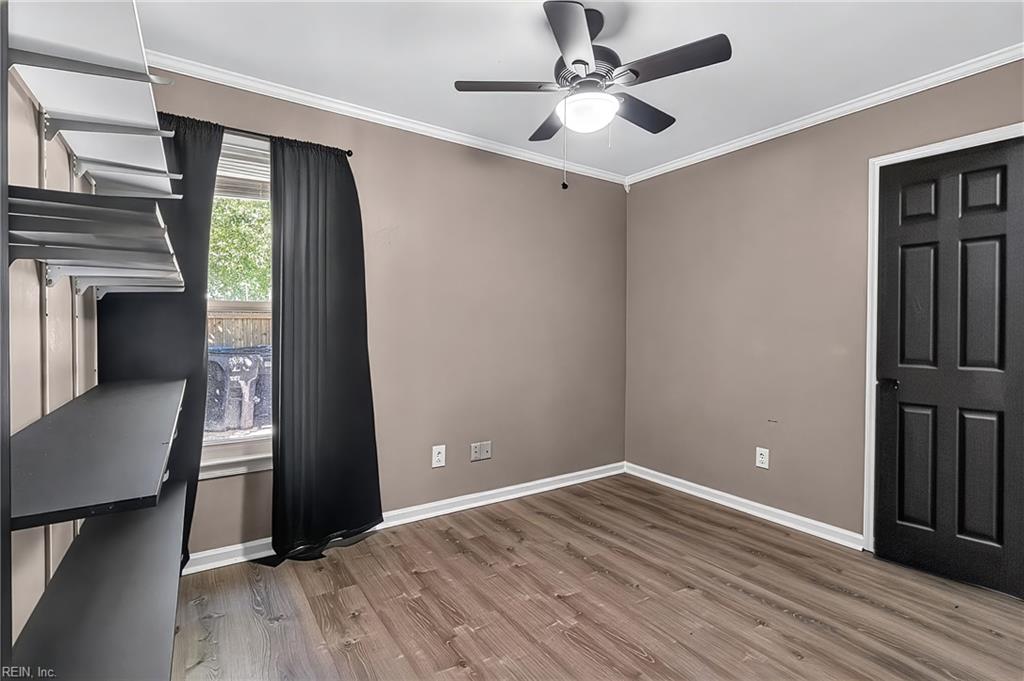 1816 Mullholand Dr Property Photo 17