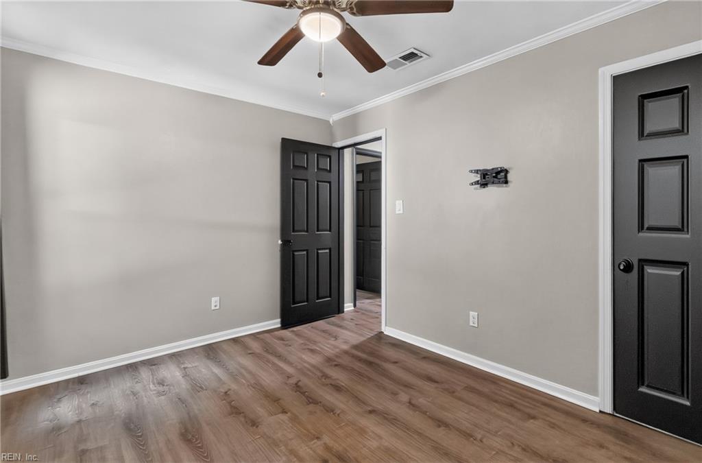 1816 Mullholand Dr Property Photo 19