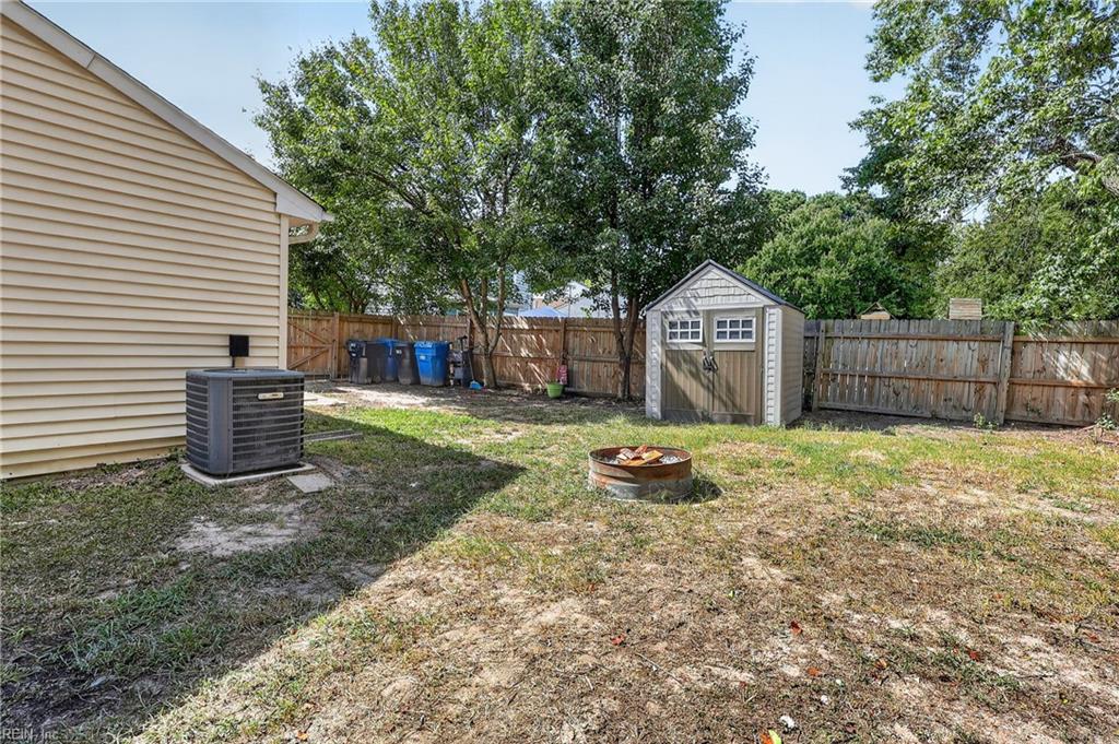 1816 Mullholand Dr Property Photo 25