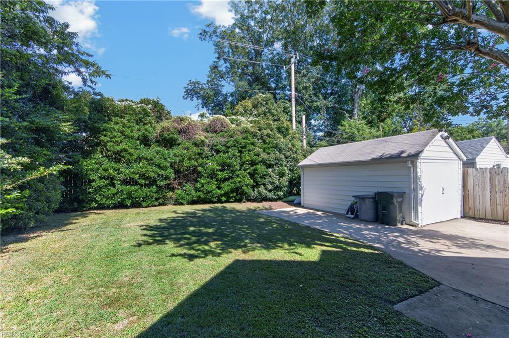 144 Chesterfield Rd Property Photo 35