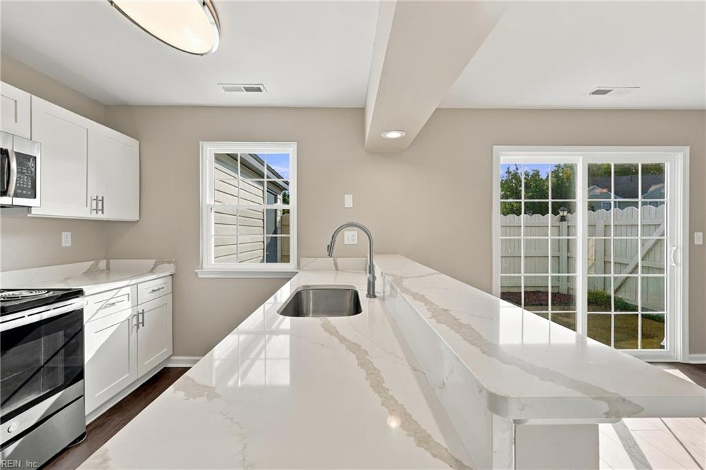614 Butterwick Court Property Photo 11