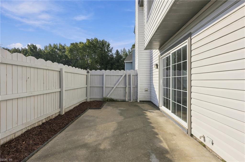 614 Butterwick Court Property Photo 31