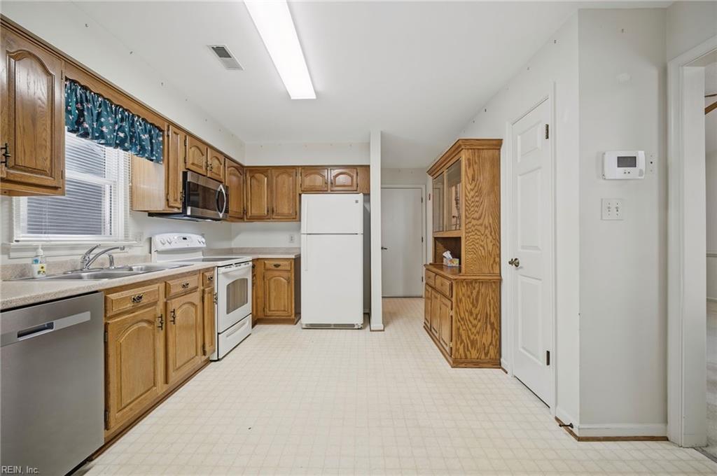 435 Supplejack Ct Property Photo 15
