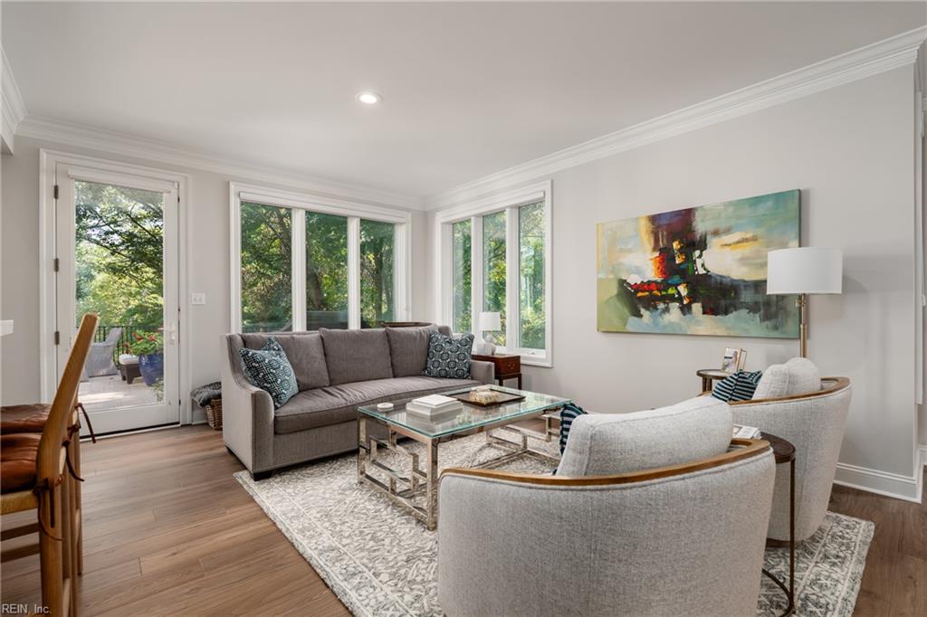 300 Rivers Edge Property Photo 13