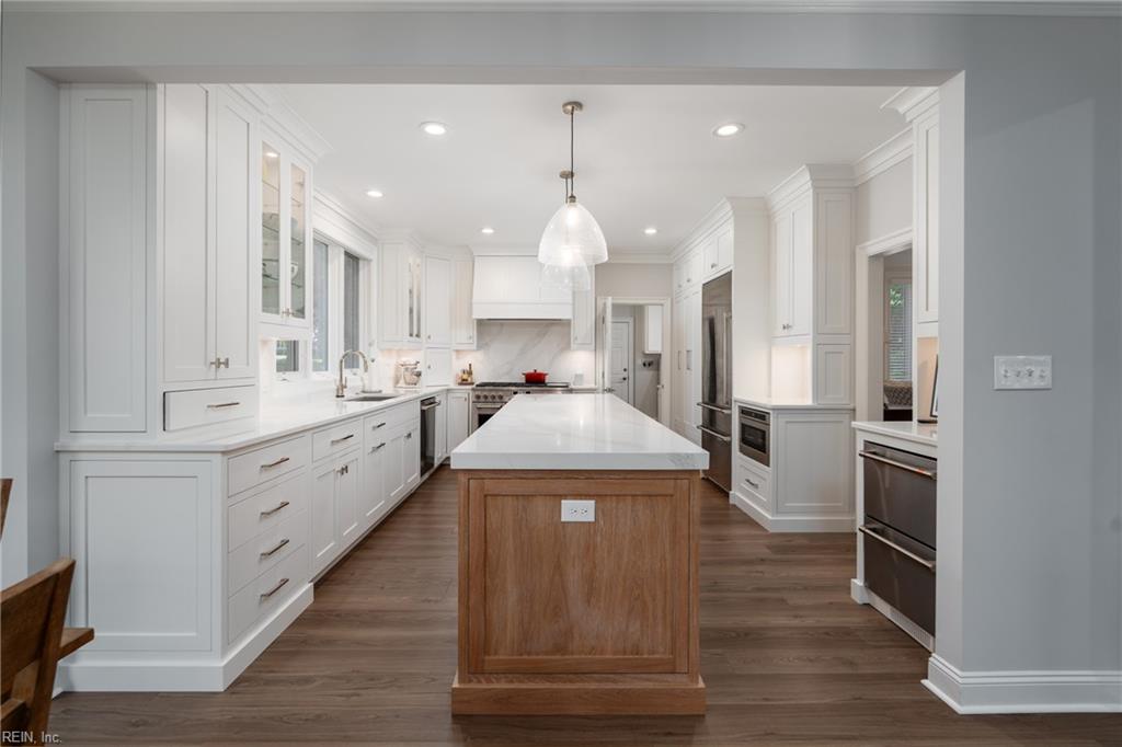 300 Rivers Edge Property Photo 15
