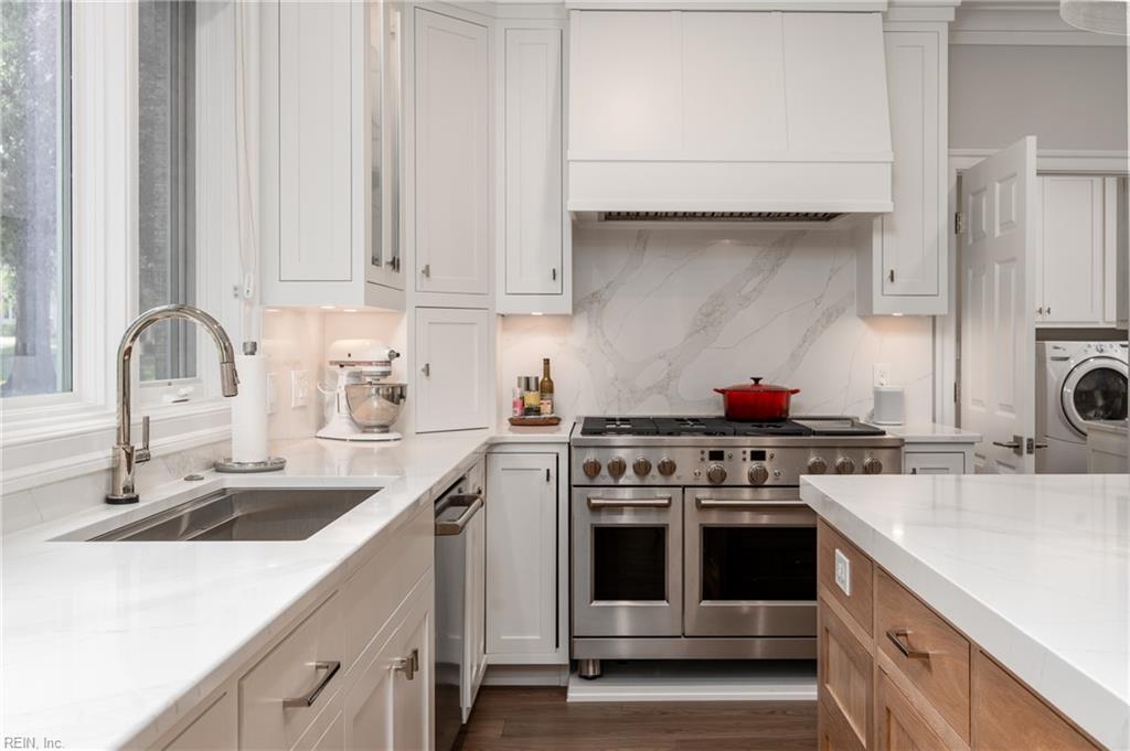 300 Rivers Edge Property Photo 16