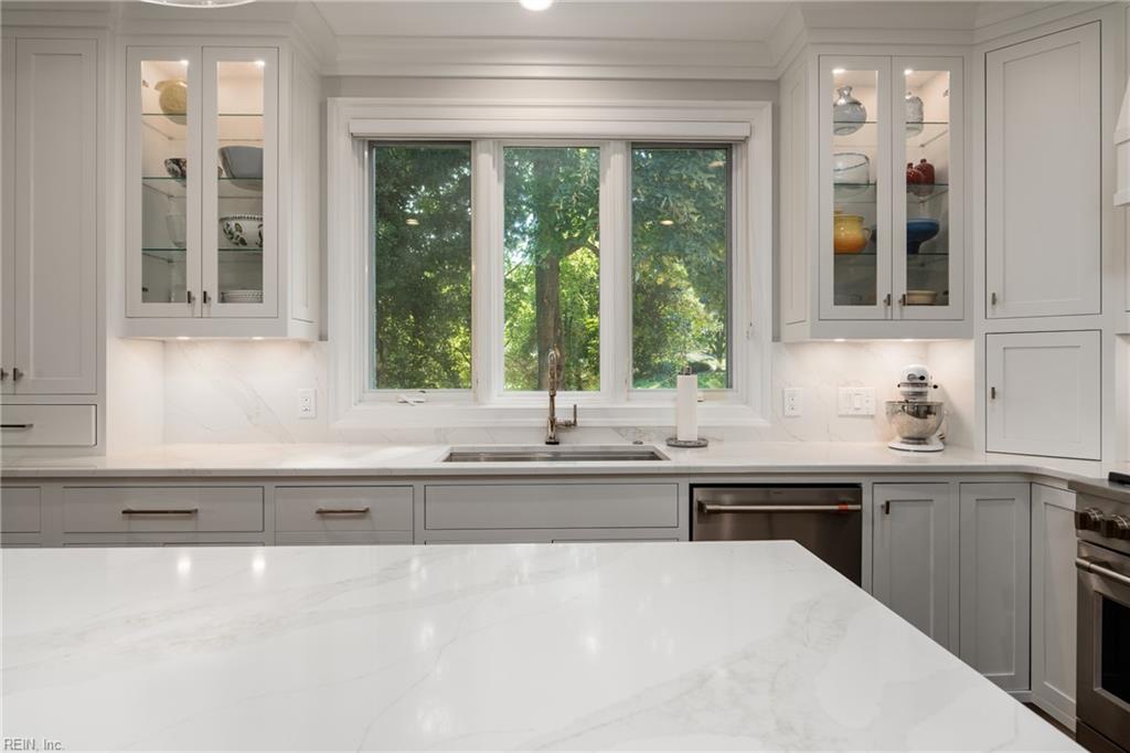 300 Rivers Edge Property Photo 17