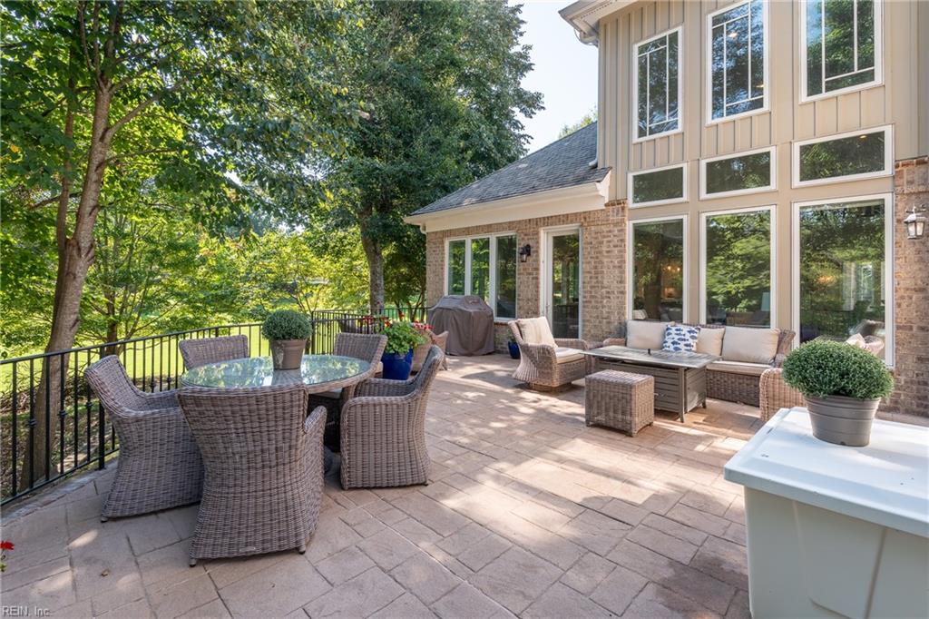 300 Rivers Edge Property Photo 21