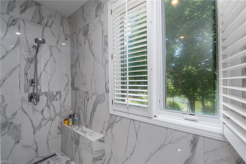 300 Rivers Edge Property Photo 27