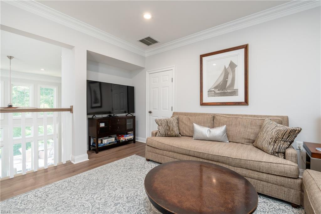 300 Rivers Edge Property Photo 34