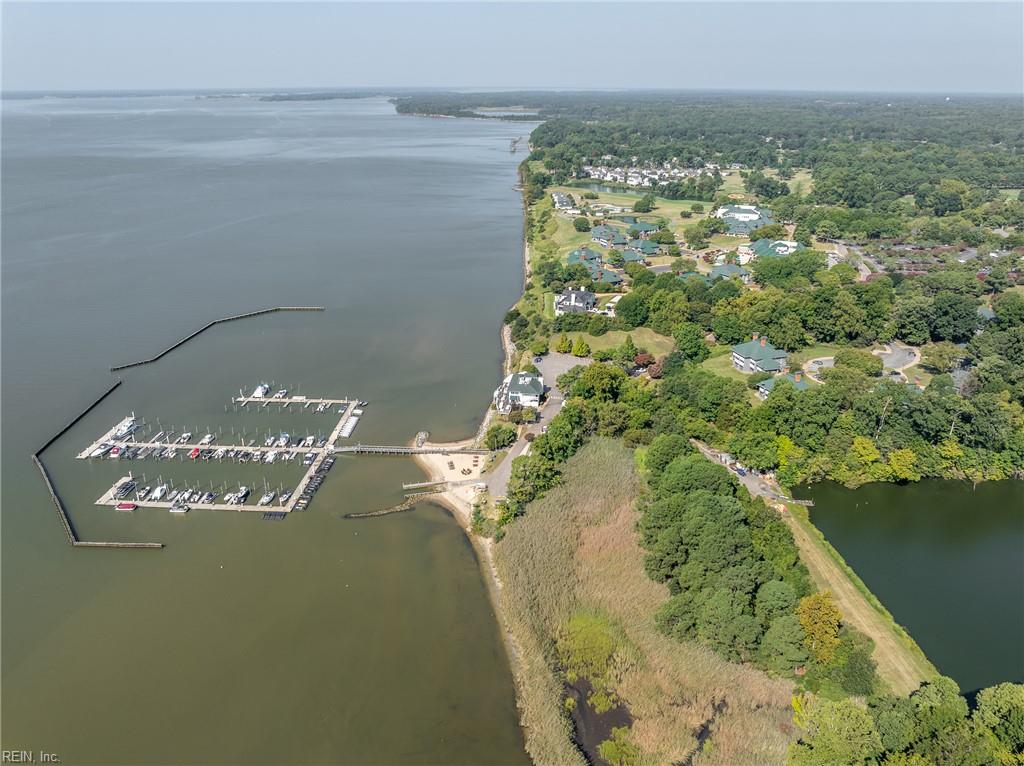 300 Rivers Edge Property Photo 42