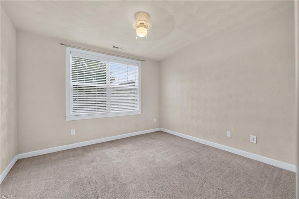 375 N College Dr Property Photo 24