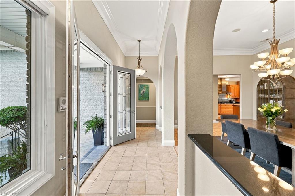 700 Linbay Dr Property Photo 4