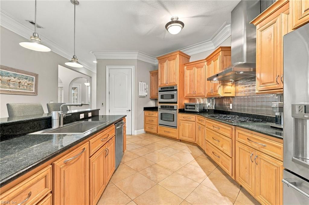 700 Linbay Dr Property Photo 12