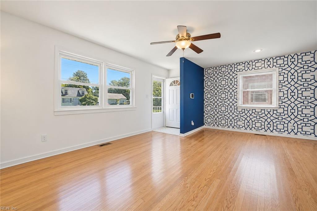 27 Baxter St Property Photo 6