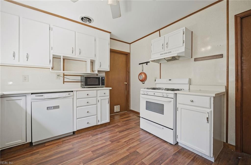 27 Baxter St Property Photo 9