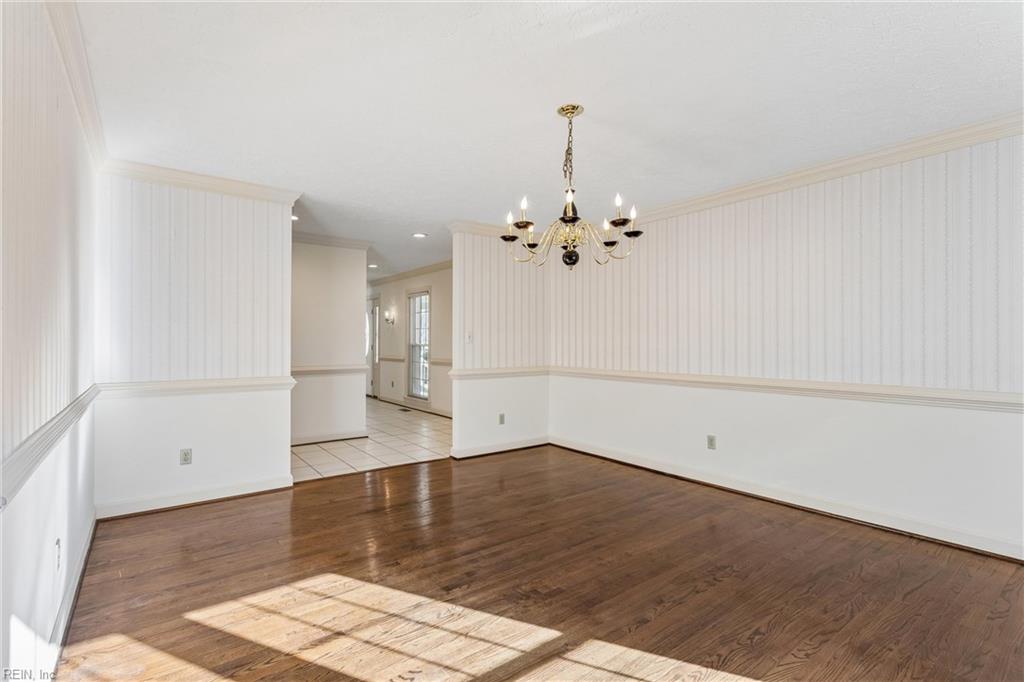 111 Montrose Property Photo 17