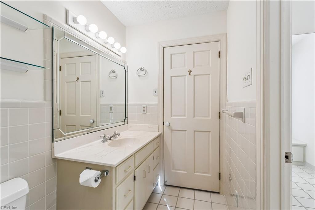 111 Montrose Property Photo 21