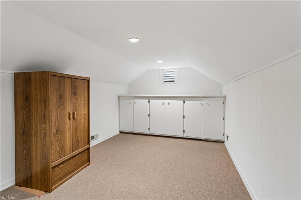 111 Montrose Property Photo 35