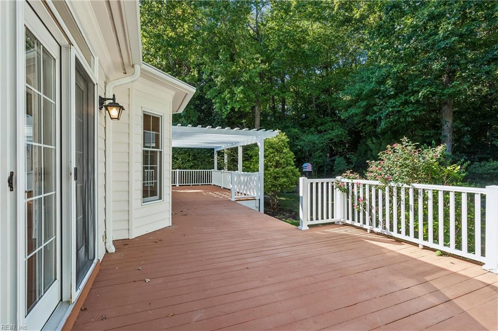 111 Montrose Property Photo 41