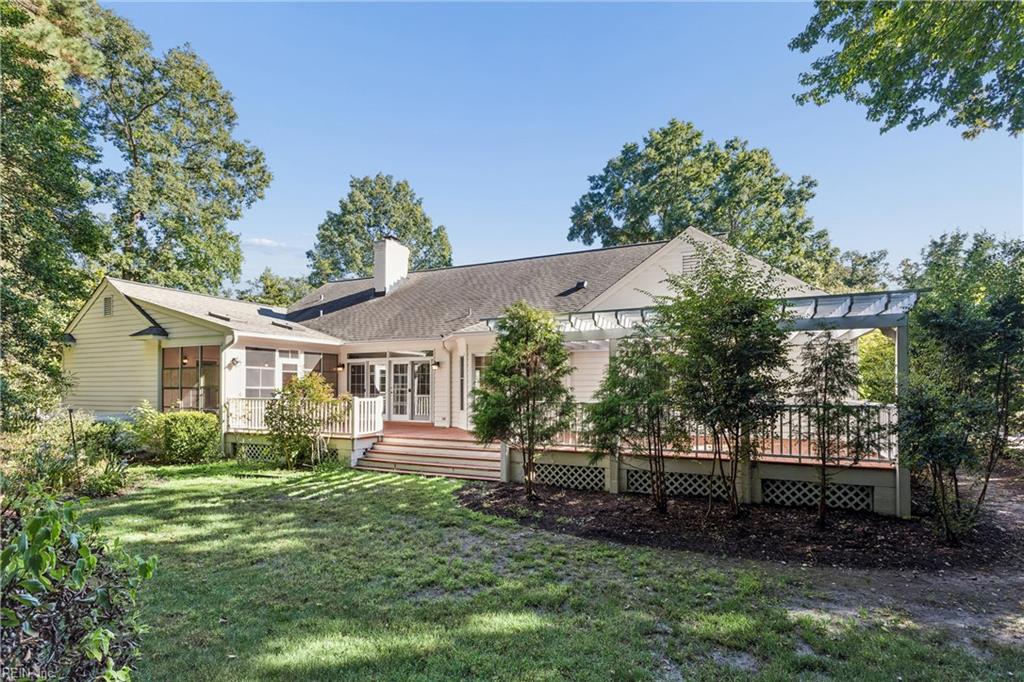 111 Montrose Property Photo 44