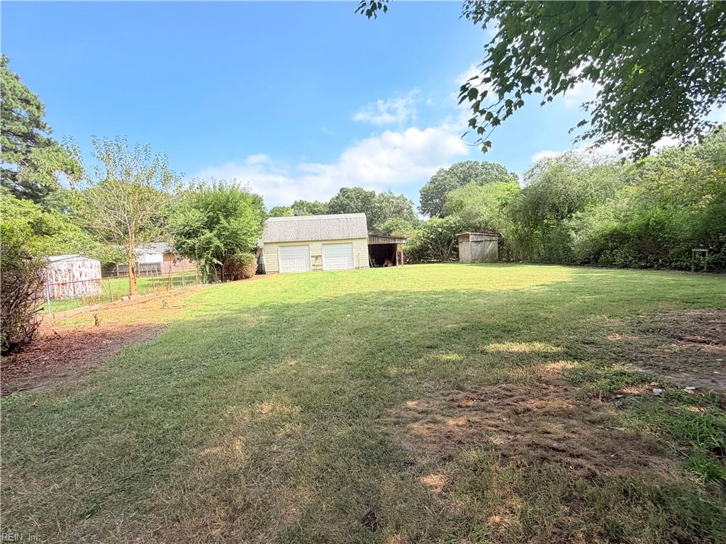 701 Forrest Dr Property Photo 18
