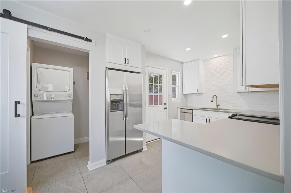 553 Summers Dr Property Photo 4