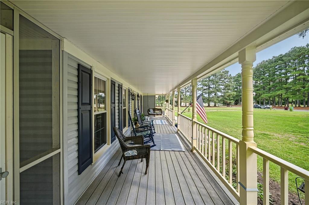 3708 Riverwood Cres Property Photo 5