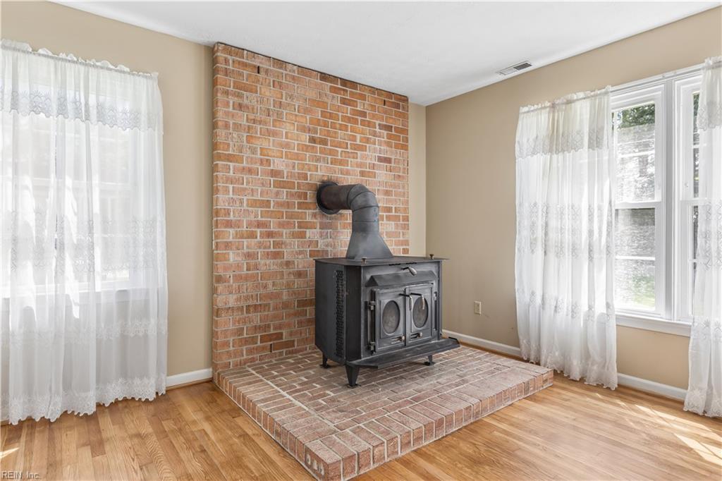 107 Cheadle Loop Rd Property Photo 2