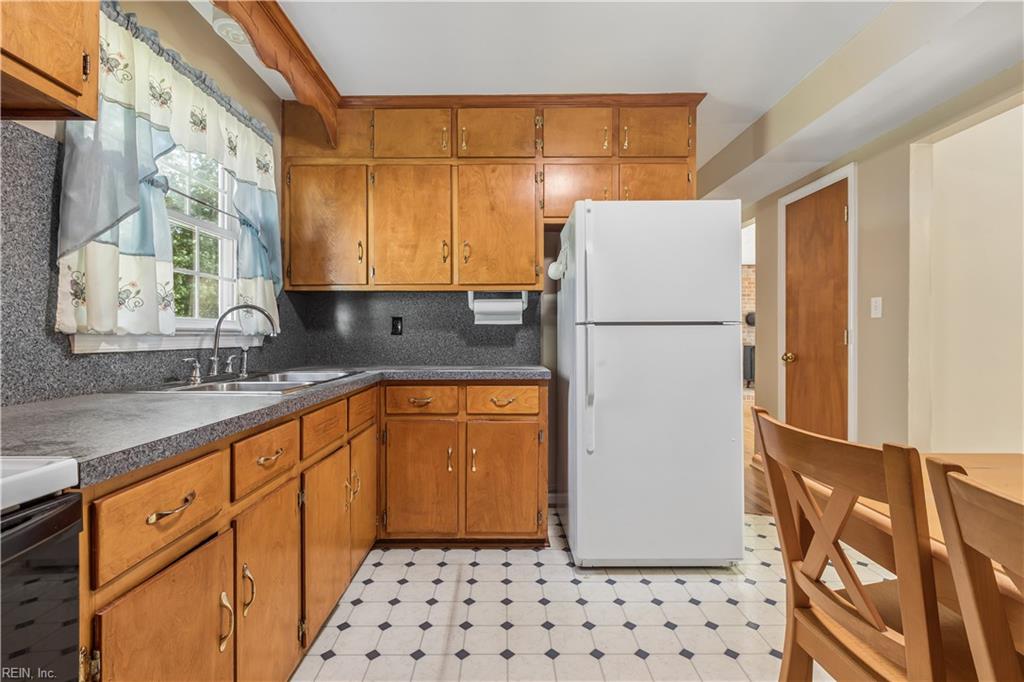 107 Cheadle Loop Rd Property Photo 15