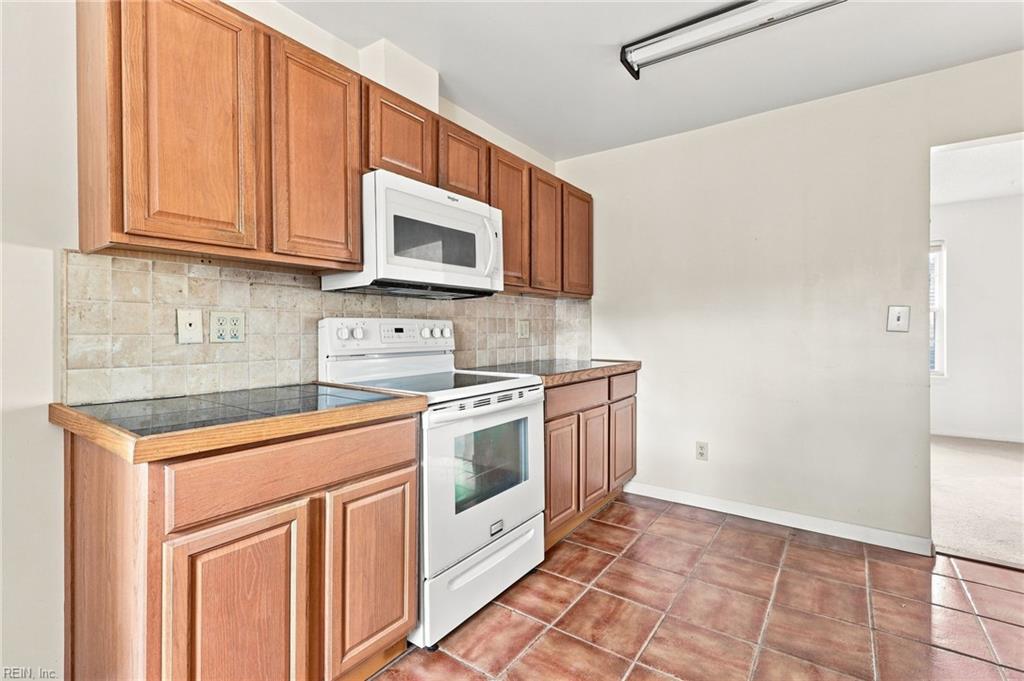 1709 Placid Ct Property Photo 5
